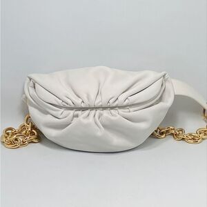 Bottega Veneta The Chain Pouch leather belt bag